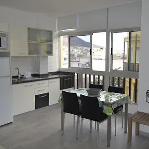 apartamento-las-canteras-las-palmas-de-gran-canaria.in-canary-islands.com/